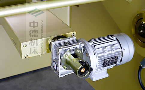 ZDS-840后档料加速机电，品德好，摹拟运算定位速率快.jpg