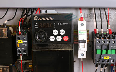 ZDS-632日韩免费视频_日韩综合_日韩精品_精品无码视频高品德变频器，更低频更节能，疾速定位.jpg